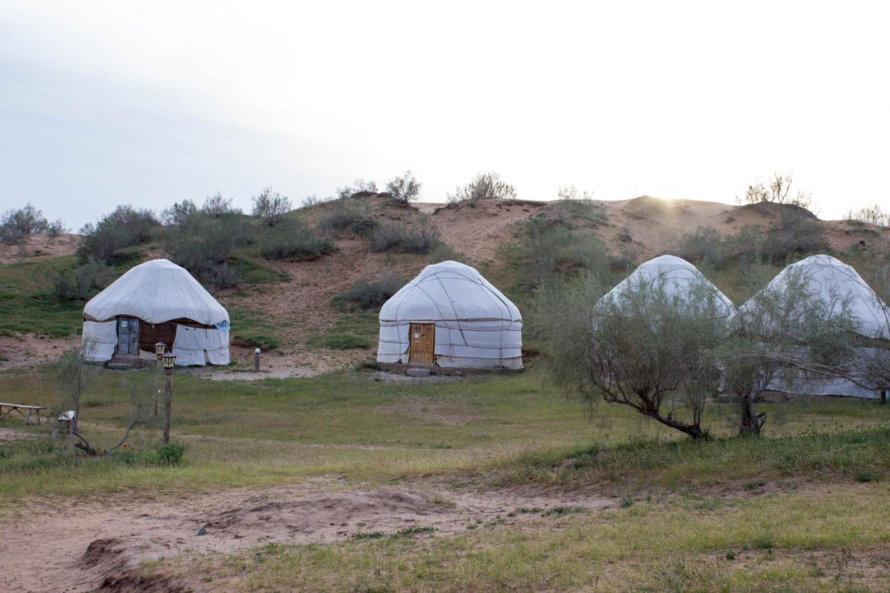 Kyzylkum Nights Camp & Family Yurt Hotel Nurota Exterior foto